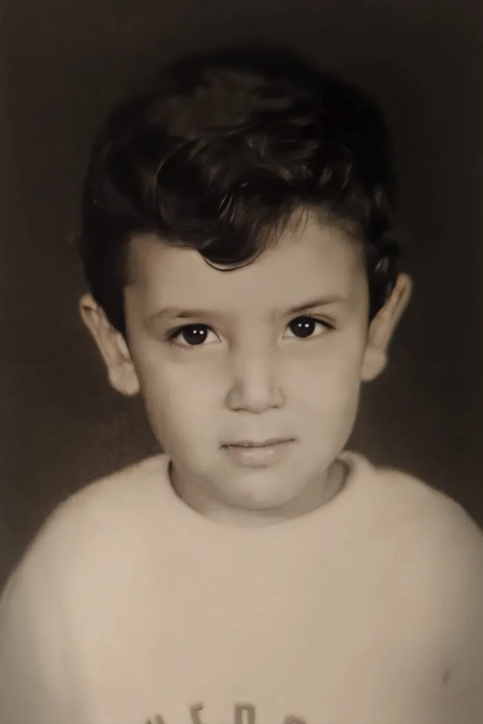 Photo en noir et blanc de Georges enfant