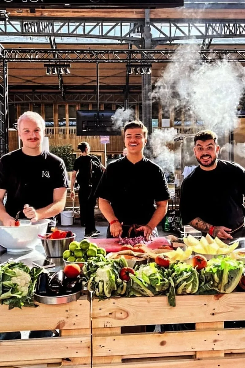 Georges et deux autres cuisiniers