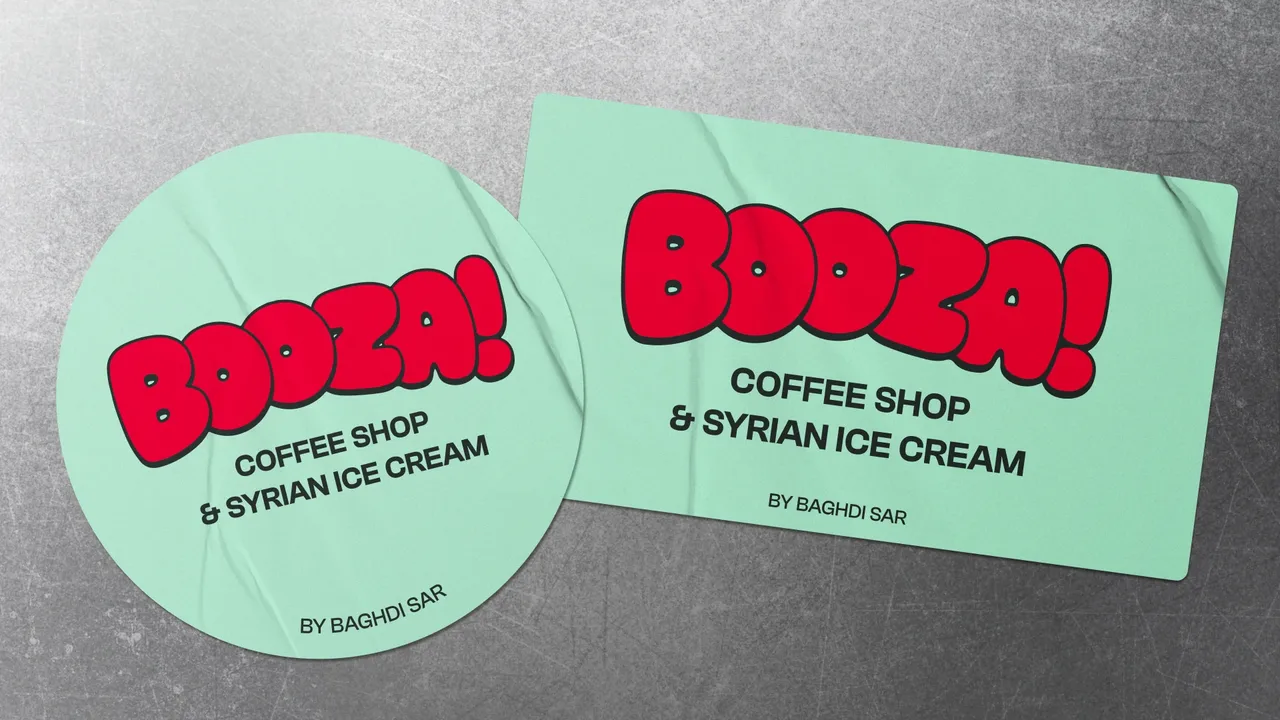 Deux autocollants Booza! menthe, un rond et un rectangulaire, logo rouge et signature « By Baghdi Sar »