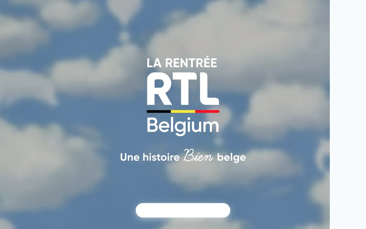 Ouverture du dossier de presse « La rentrée RTL Belgium, une histoire bien belge », sur un ciel nuageux